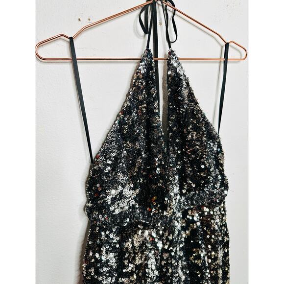 BARDOT Black Sequin Disco Deep V-Neck Halter Tie Center Back Jumpsuit sz US 8 - Picture 10 of 16